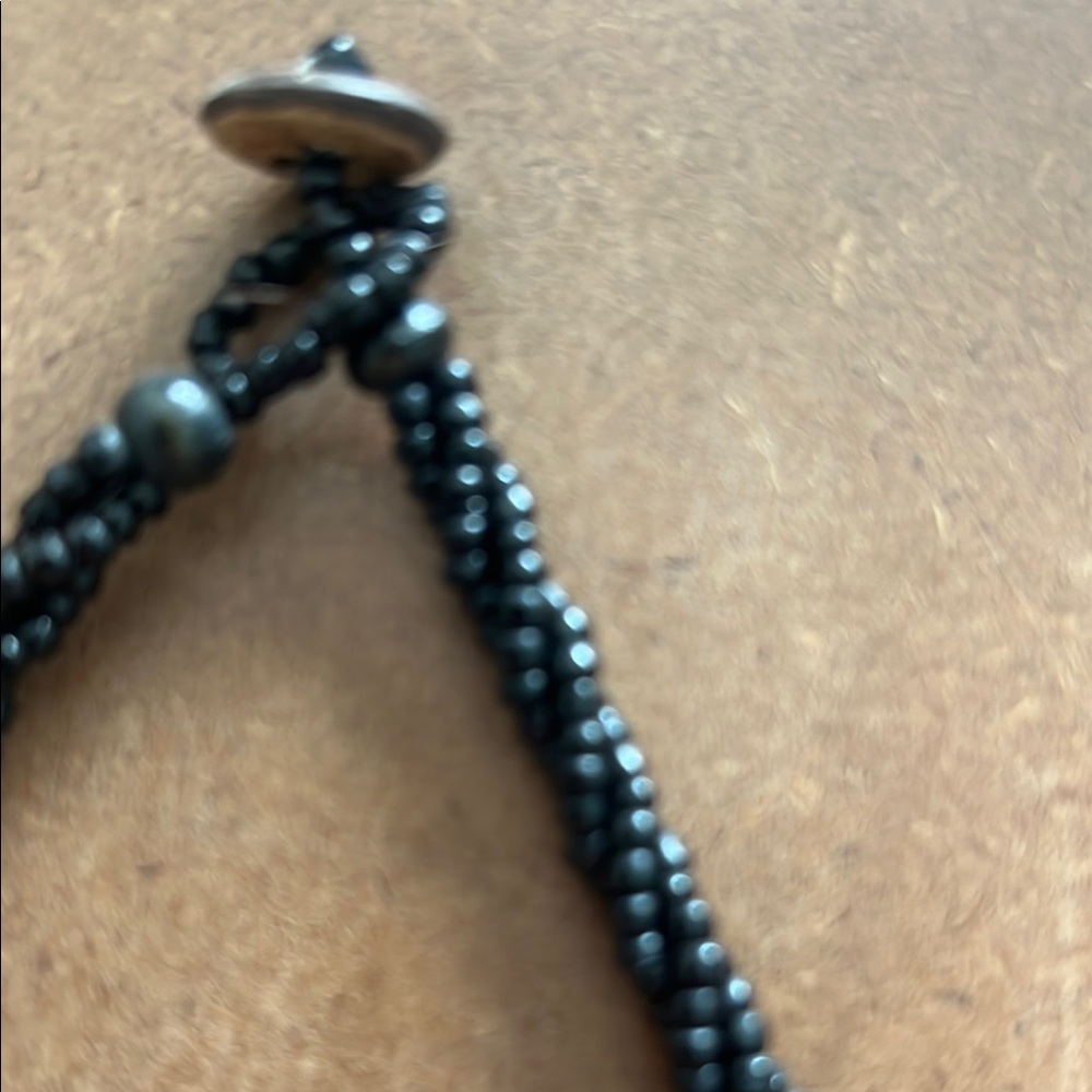Elegant Black and Cream Shell Pendant Necklace - Picture 3 of 3